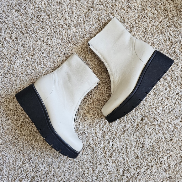 La canadienne leather boots - Picture 7 of 11